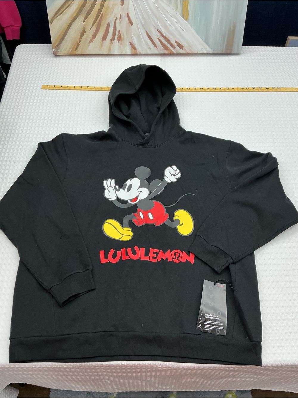 Lululemon Disney steady state hoodie Disney Red, Yellow, White)